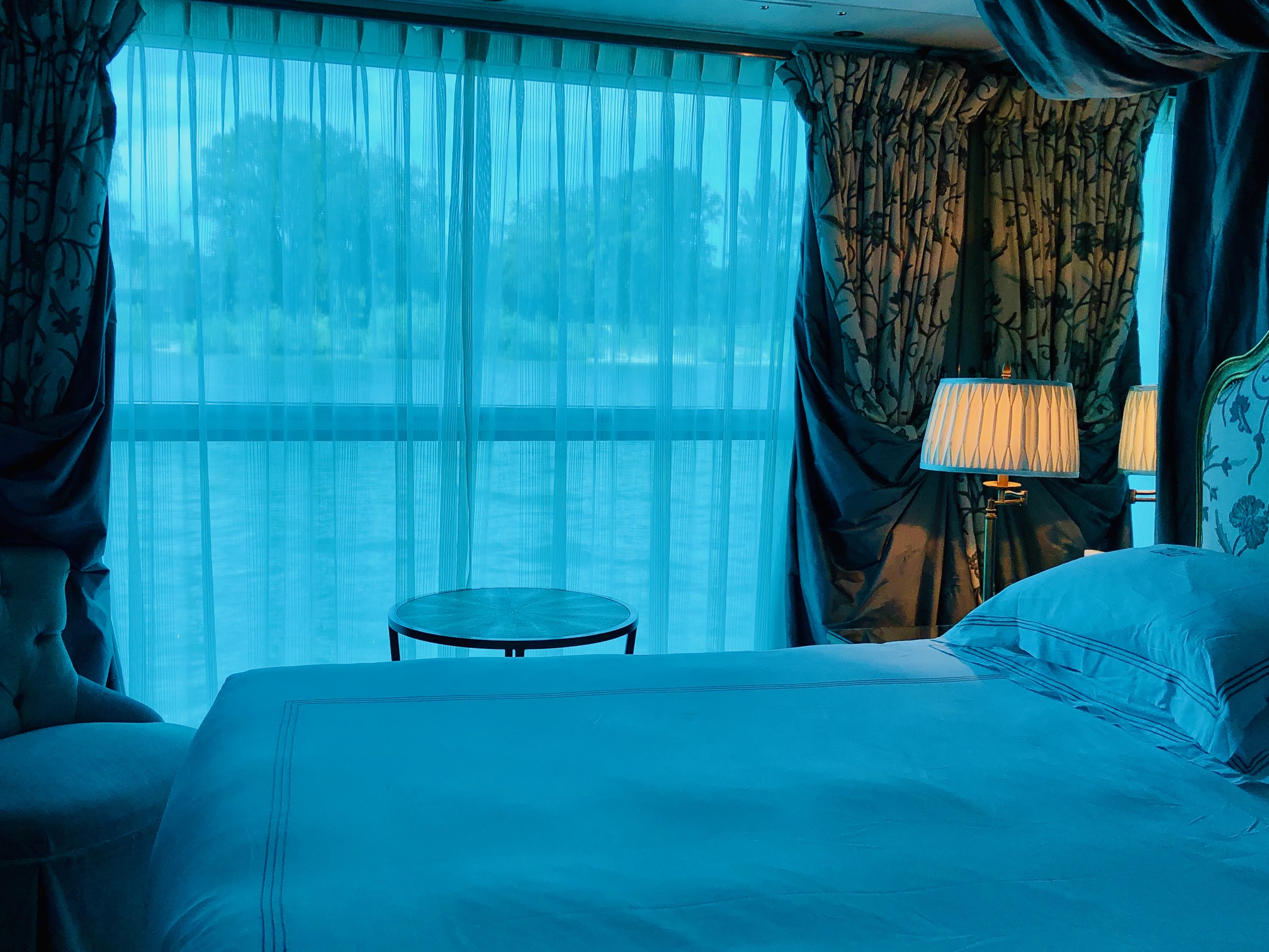 stateroom