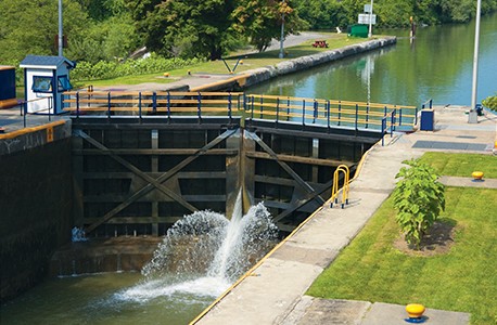 Lockport Erie Canal lock